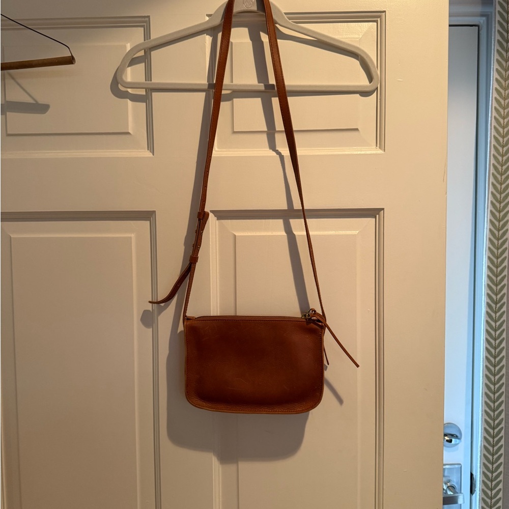 Madewell Brown Leather Crossbody Bag Timeless Design